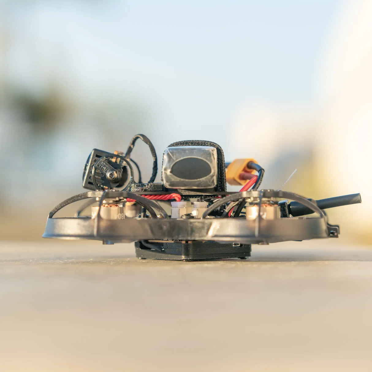 NewBeeDrone AcroBee75 HD DJI O4 Pusher BNF with DJI O4 (ELRS 2.4G)